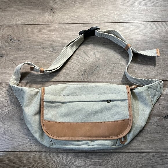 L.L. Bean Handbags - Vintage L.L.Bean Tan Canvas Fanny Pack / Belt Bum Bag Leather Trim